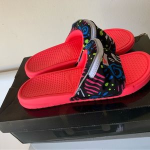 Selling Nike slides like new size 11